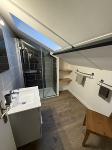 Etage Grange SDB 2 225x300