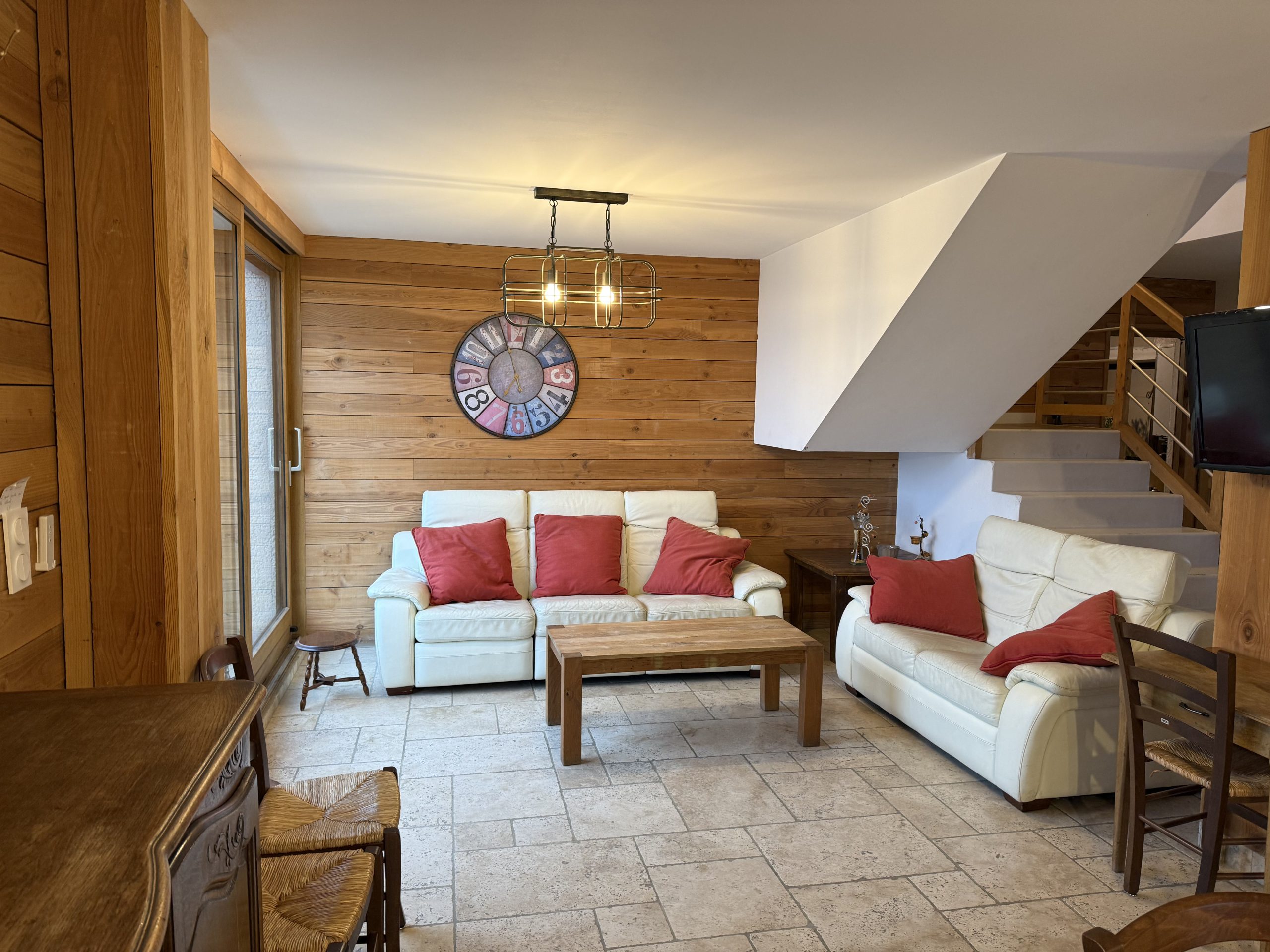 ours-journey Salon Grange 2 Scaled